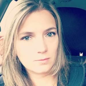 Meet your Posher, Rebecca